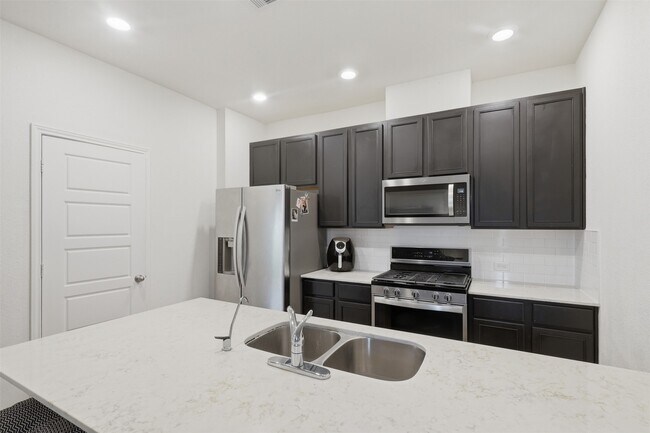 Building Photo - 12912 Zivah Ln