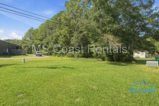 Building Photo - 15317 Waycross Dr