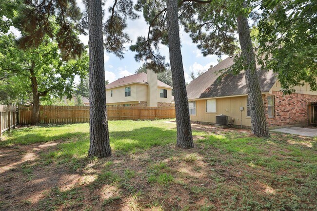 Building Photo - 17326 Harmony Hill Dr