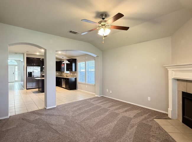 Building Photo - Comfort, Style & Privacy in the Heart of S...