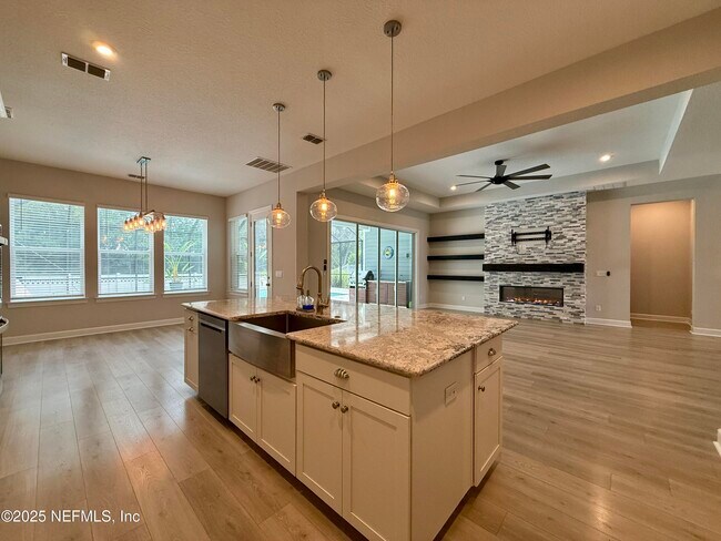 Building Photo - 505 Windwalker Dr