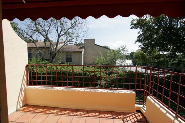 Building Photo - 207 Grandview Pl