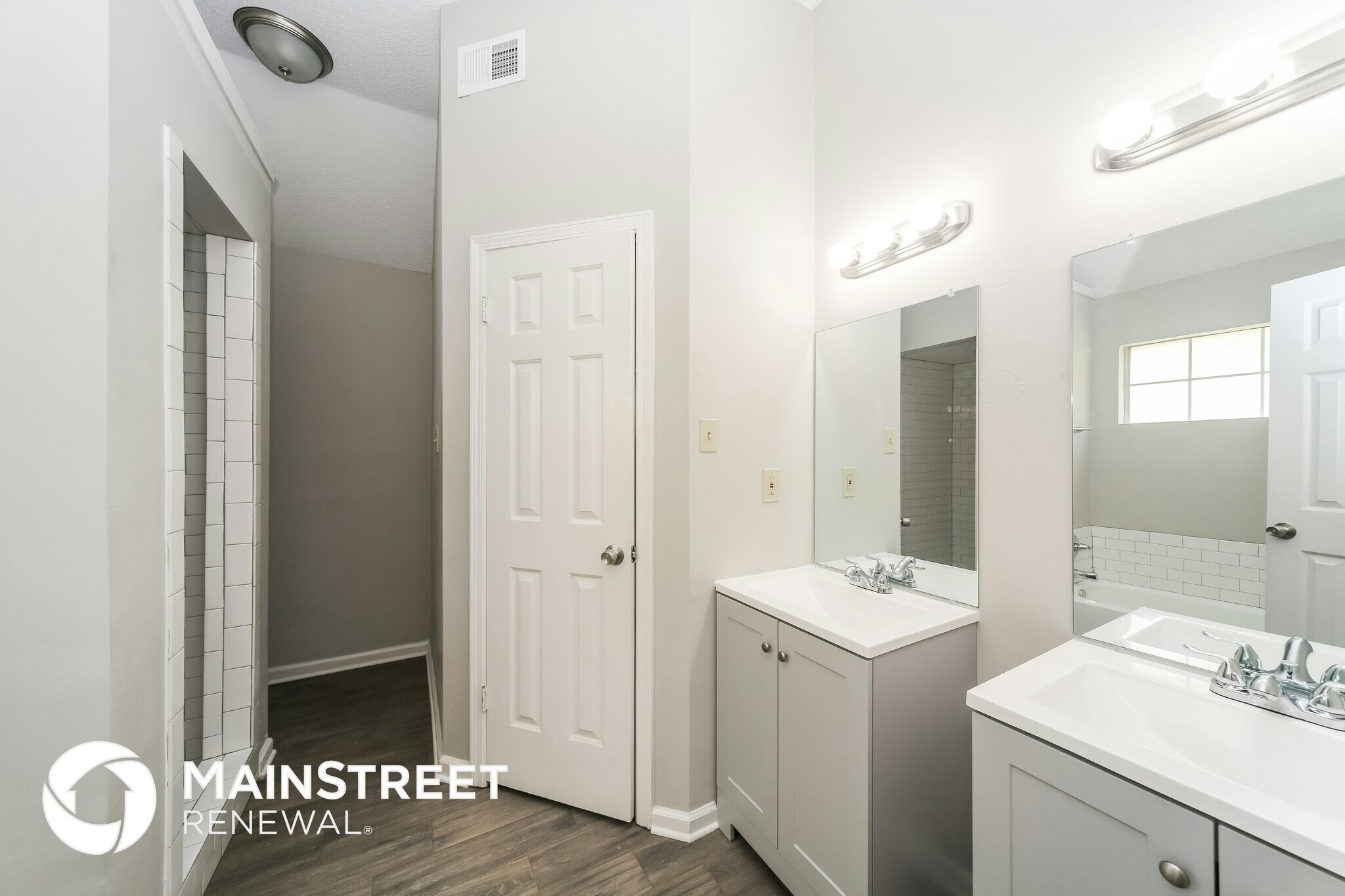 Building Photo - 5304 Shady Ridge Dr