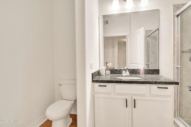 Building Photo - 5450 E Deer Valley Dr