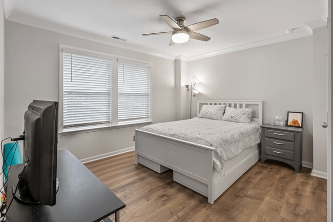 Building Photo - 214 Maidstone Trail