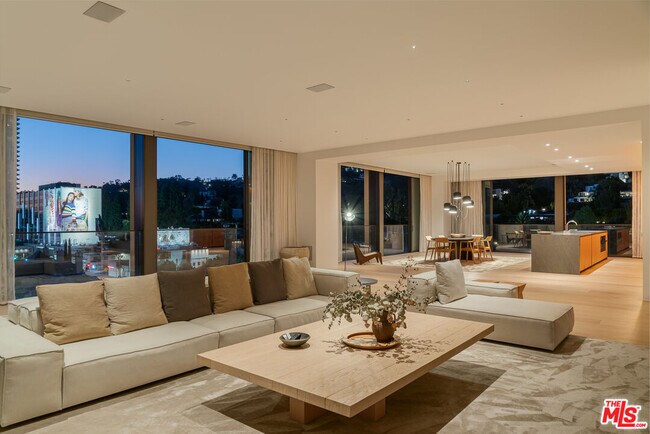 Building Photo - 9040 W Sunset Blvd