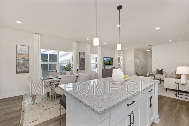 Building Photo - 2309 Ellen Ave