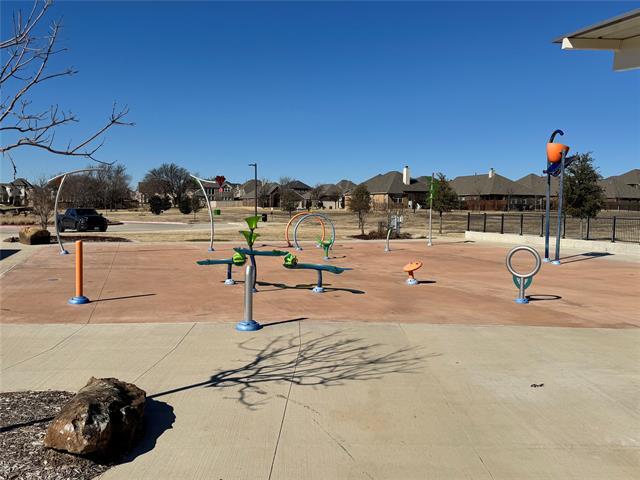 Building Photo - 5605 Apple Ridge Dr