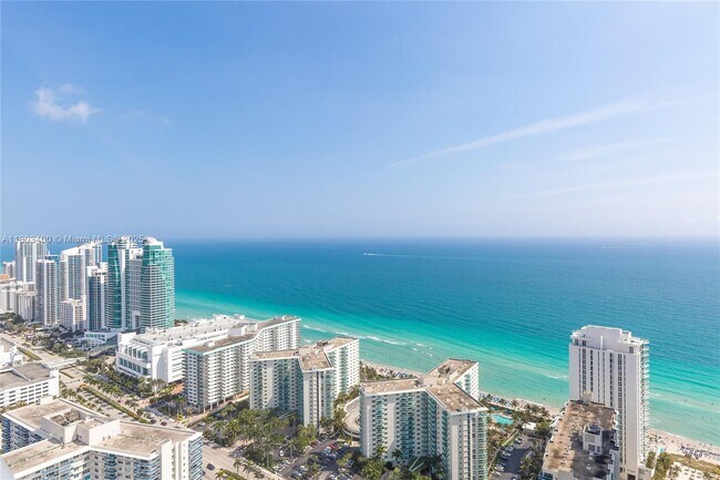 Building Photo - 4010 S Ocean Dr