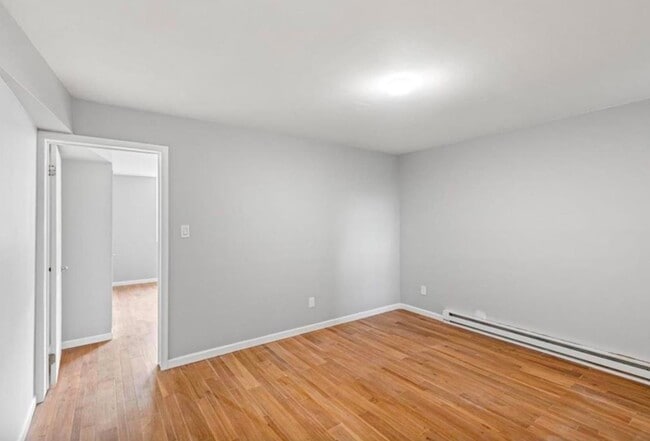 Building Photo - 427 John F. Kennedy Blvd