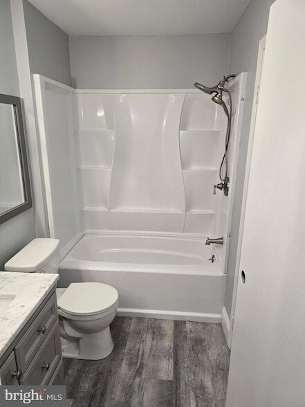 Building Photo - 9 Sheffield Dr