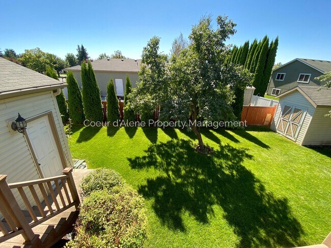 Building Photo - 4 bedroom home in Woodland Meadows!