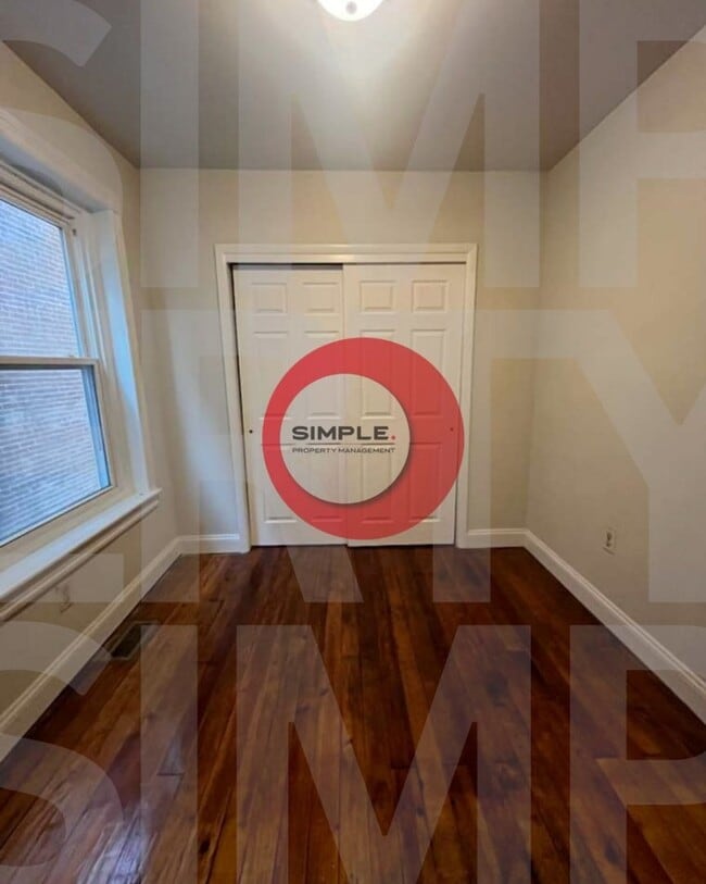 Building Photo - 522 N Charlotte St