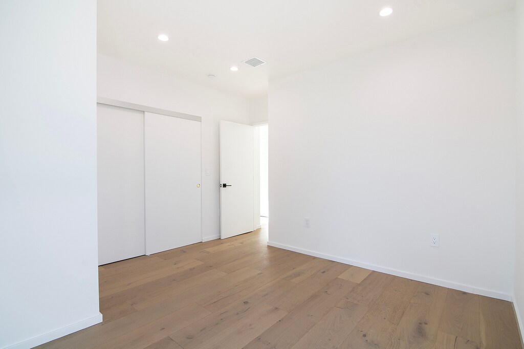 Building Photo - 4610 Franklin Ave