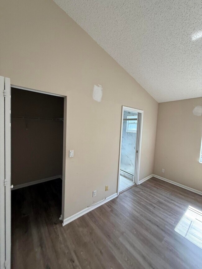Building Photo - 4866 Palmbrooke Cir