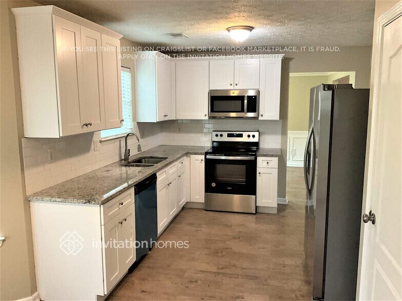 Building Photo - 6866 Smoke Ridge Dr