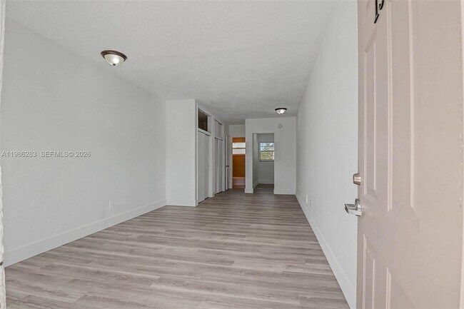 Building Photo - 1685 Jefferson Ave