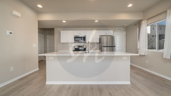 Building Photo - Beautiful Townhome located in the Townes at Woodmen Heights