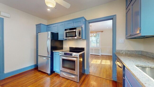 Building Photo - 4107 Aspen St