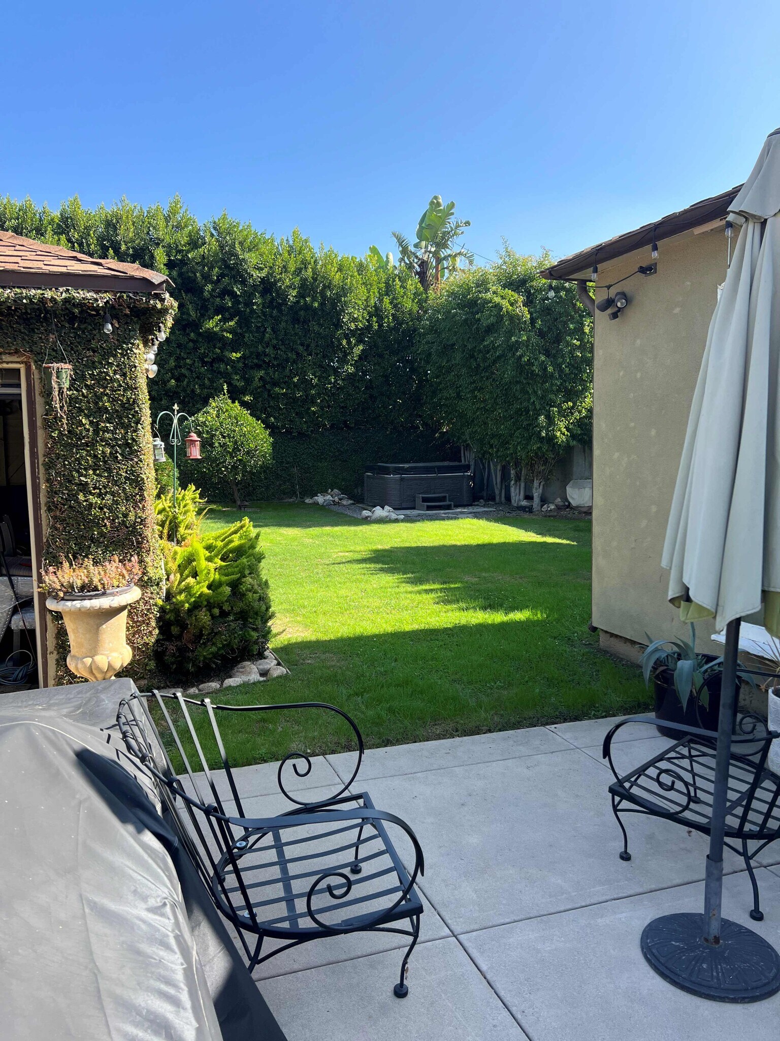 Building Photo - 1016 S Euclid Ave