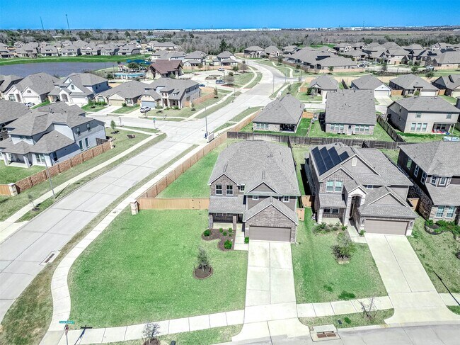 Building Photo - 32322 Dusted Bronze Dr