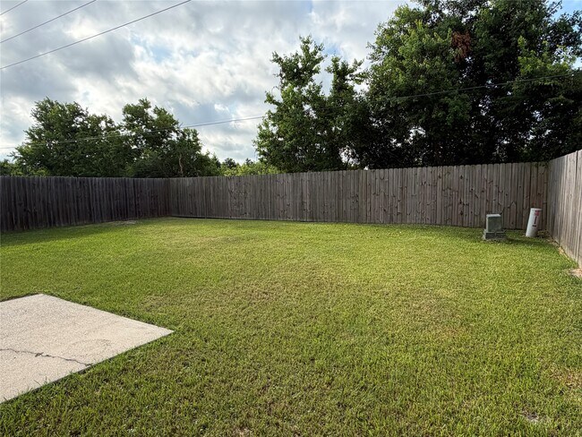 Building Photo - 9510 Barr Spring Dr