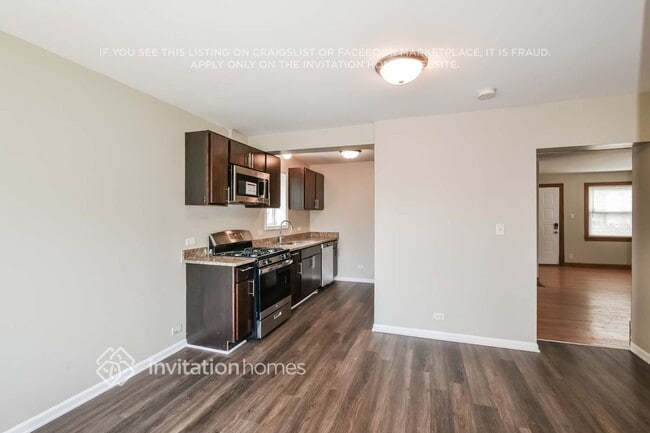Building Photo - 1541 Boeger Ave