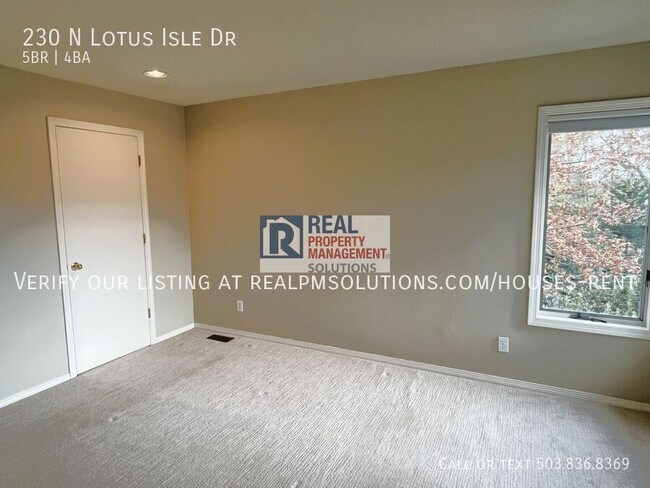 Building Photo - 230 N Lotus Isle Dr