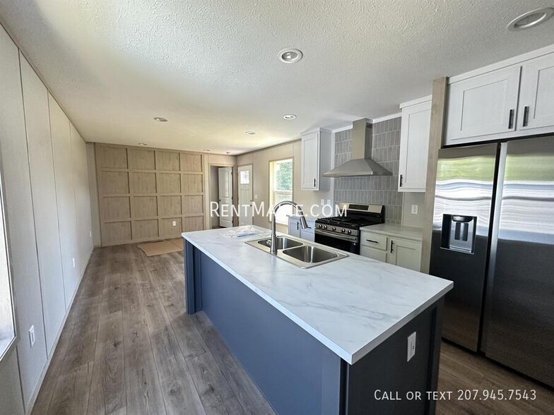 Building Photo - 438 Finson Rd