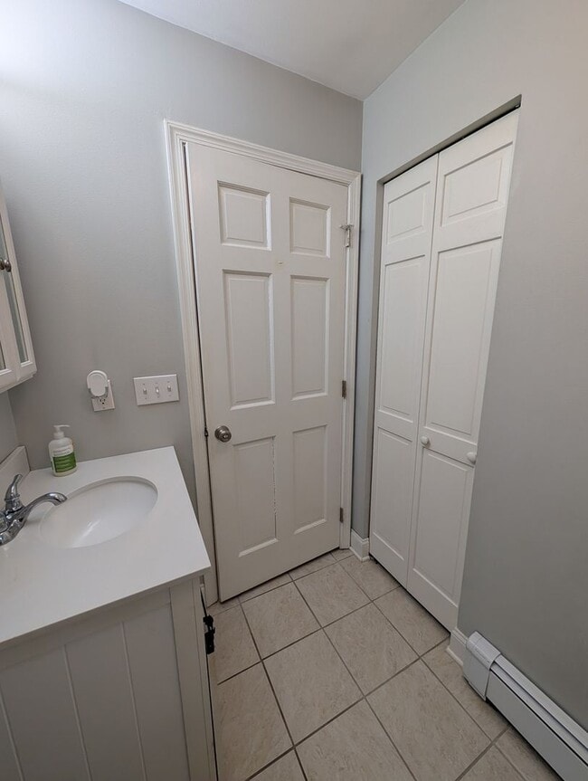 Building Photo - Single Family home in Douglas