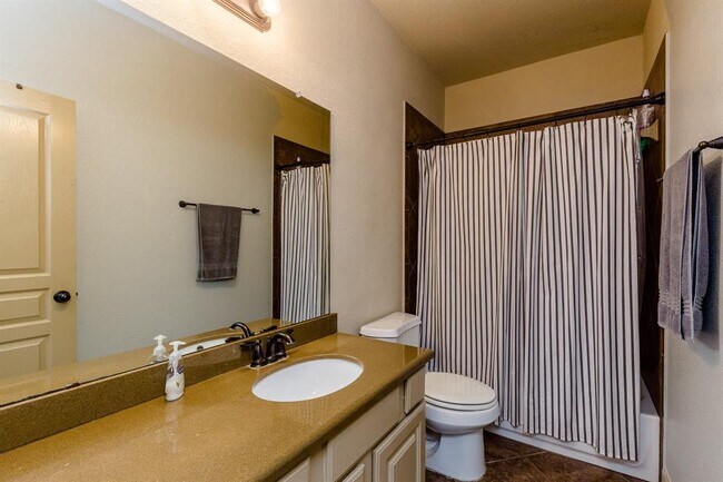 Building Photo - 63 Sagamore Ridge Pl