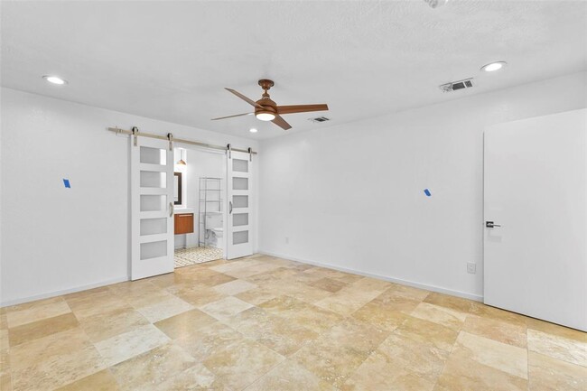Building Photo - 13726 Wickersham Ln