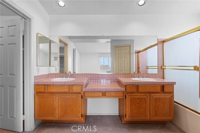 Building Photo - 6225 Gamay Ct