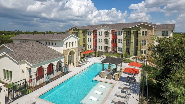 Building Photo - 10148 Culebra Rd