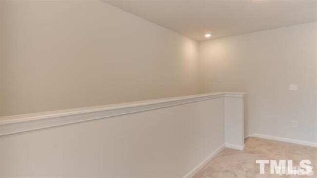 Building Photo - 120 Cambria Ln