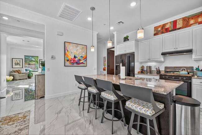 Building Photo - 39205 Calle Popoca