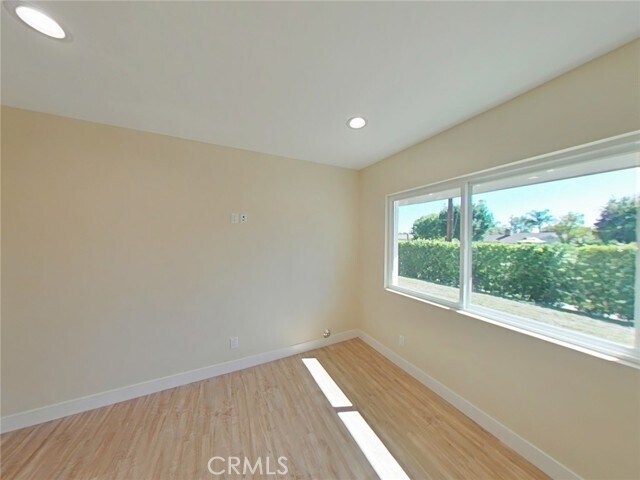 Building Photo - 17633 Nordhoff St