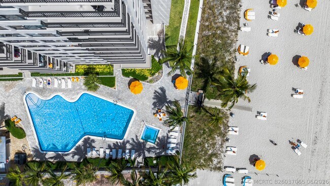 Building Photo - 3800 Galt Ocean Dr
