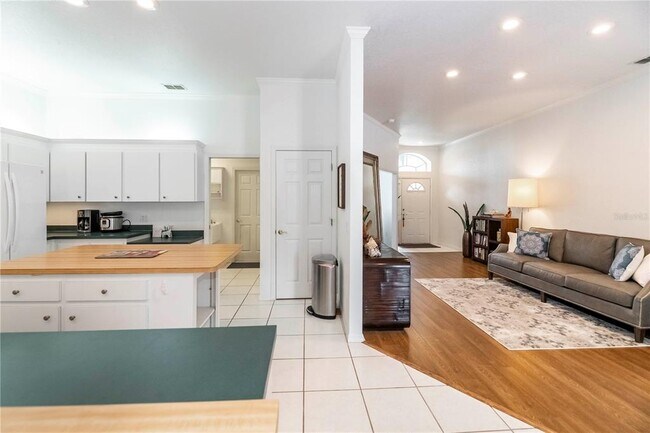 Building Photo - 5845 Danterbury Ct