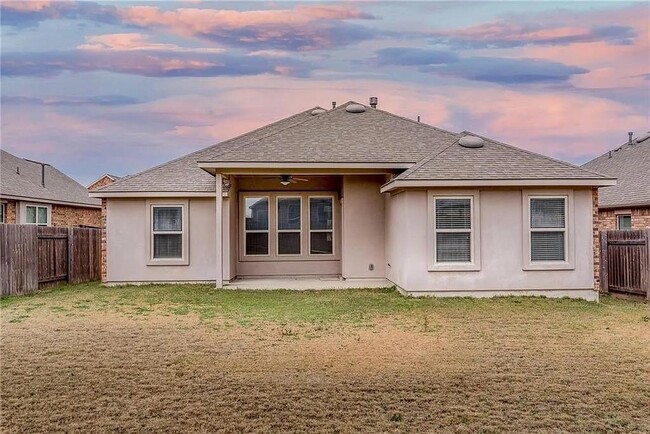 Building Photo - 104 Lily Turf Cove