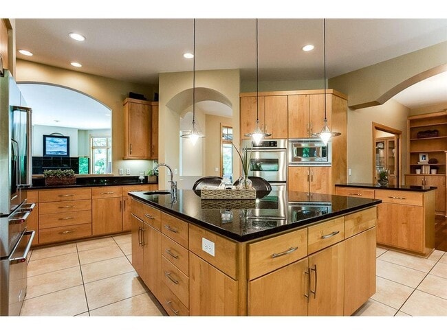 Building Photo - 21892 Byron Cir