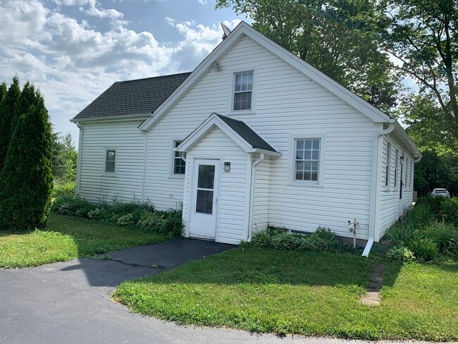 Building Photo - 27568 N Owens Rd