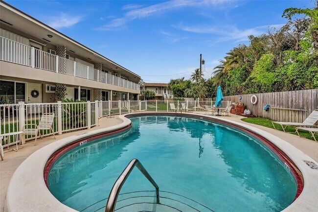 Building Photo - 2501 N Ocean Blvd