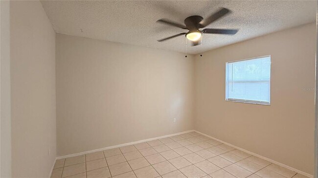 Building Photo - 7846 Royal Hart Dr