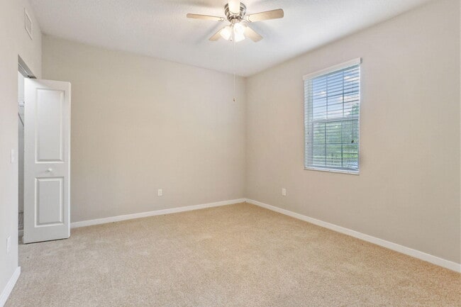 Building Photo - 3611 High Ridge Rd