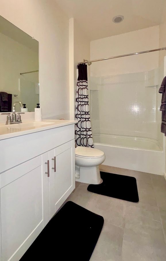 Building Photo - New Star Valley Home (3 Bed/2 Bath)