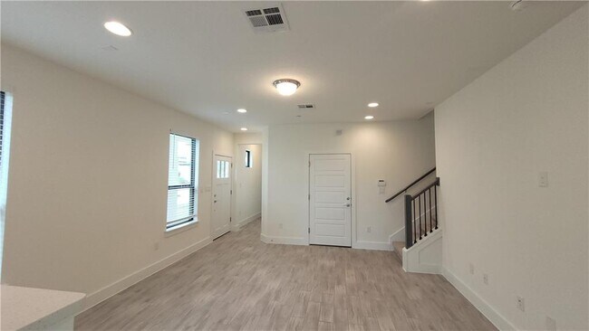 Building Photo - 12320 Maypole Bend