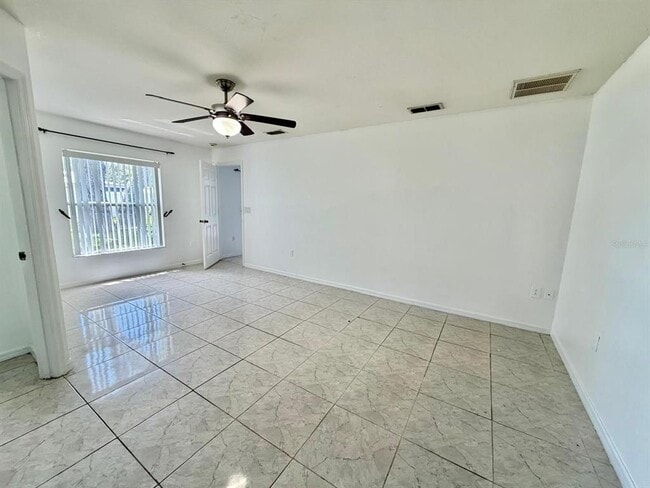 Building Photo - 3264 Deltona Blvd
