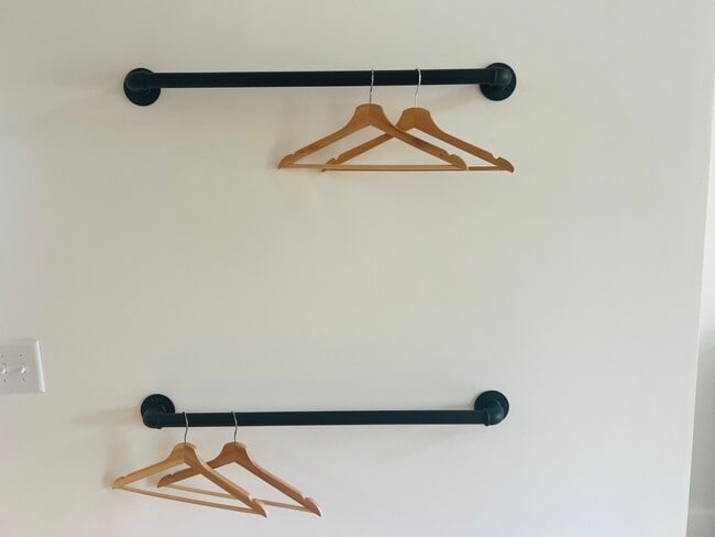 Building Photo - 4301 Waterview Cir