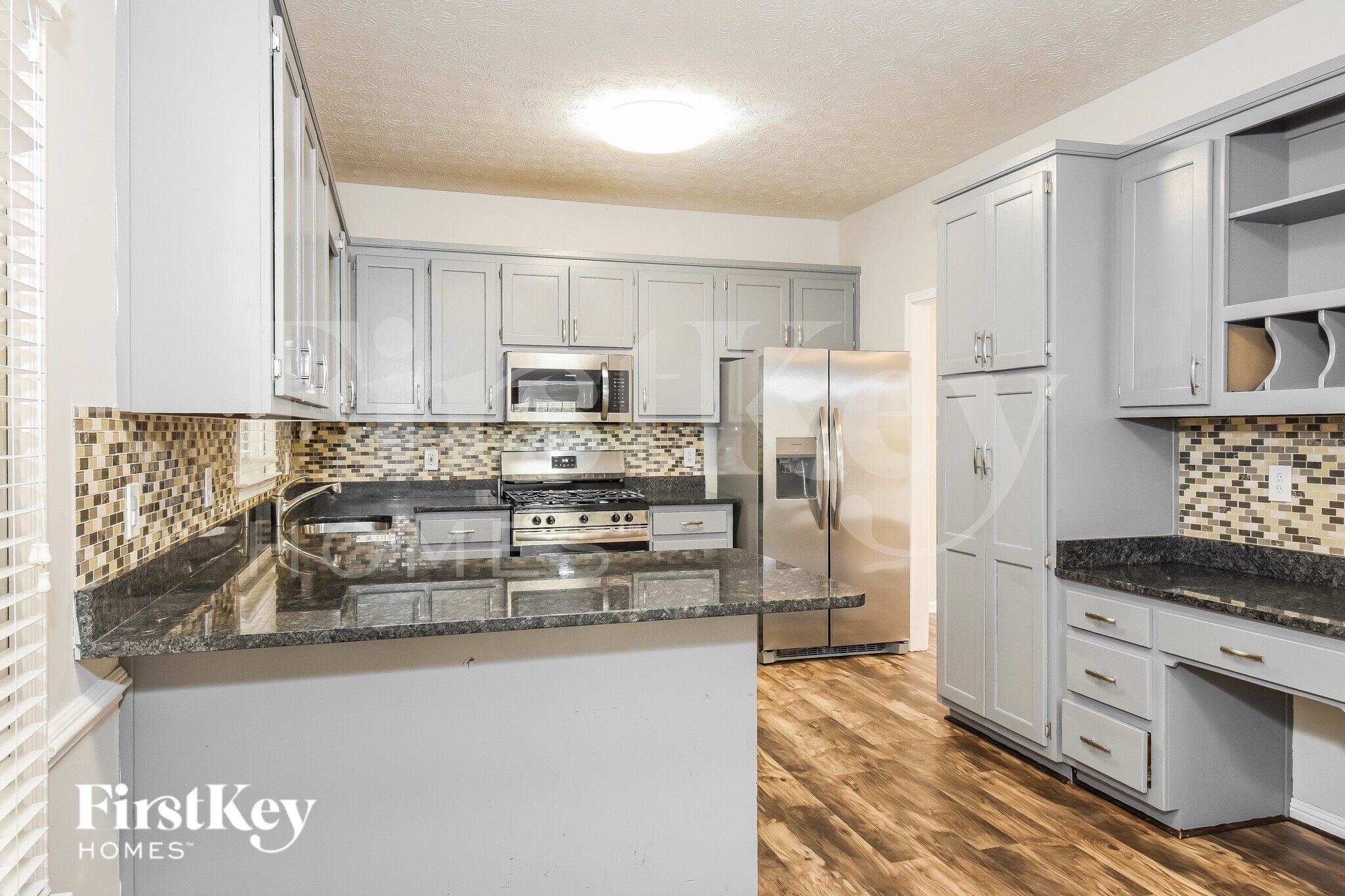 Building Photo - 7285 Wyngate Dr